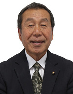 安達 幸治 田辺市議会議員の正面からの写真