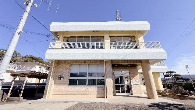 芳養児童センター外観