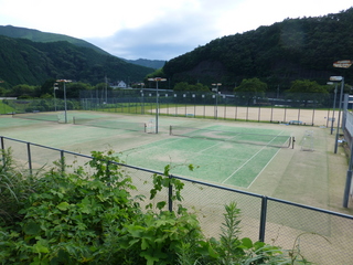 安井テニスコート